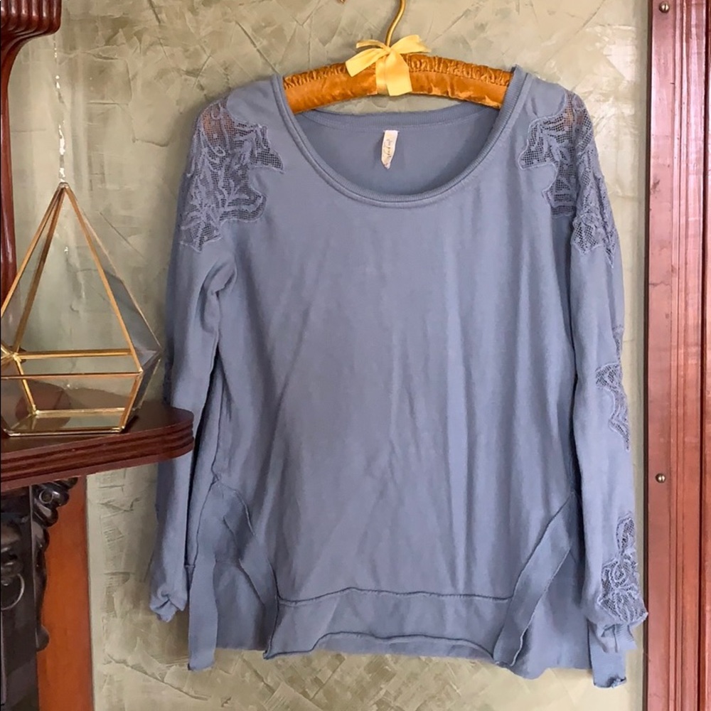Free people crewneck sweatshirt